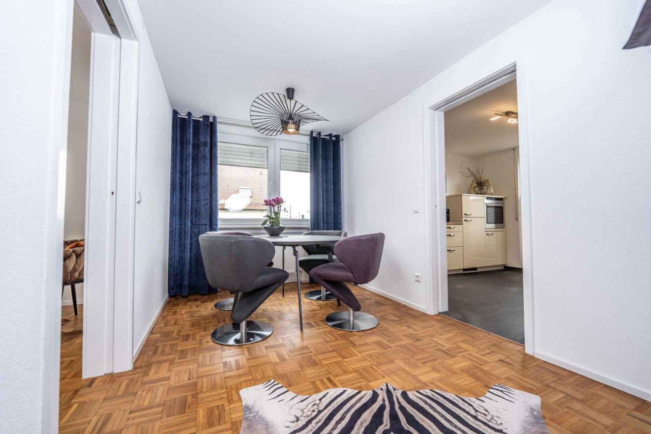 City Wohnung Fn L 5 Klimatisiert Mit Balkon Und Kueche Friedrichshafen Luaran gambar