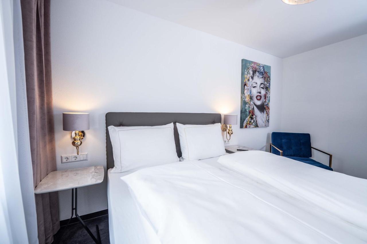 City Wohnung Fn L 5 Klimatisiert Mit Balkon Und Kueche Friedrichshafen Luaran gambar