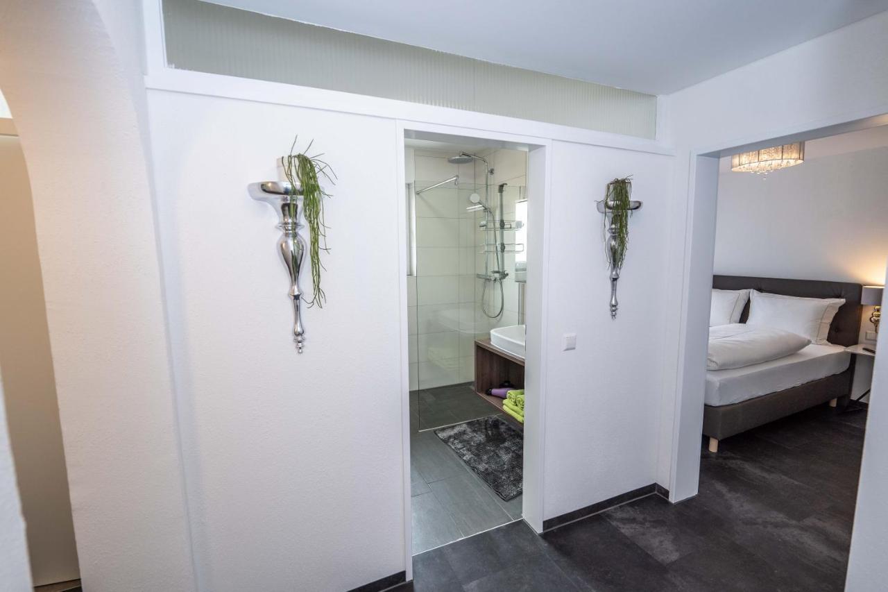 City Wohnung Fn L 5 Klimatisiert Mit Balkon Und Kueche Friedrichshafen Luaran gambar